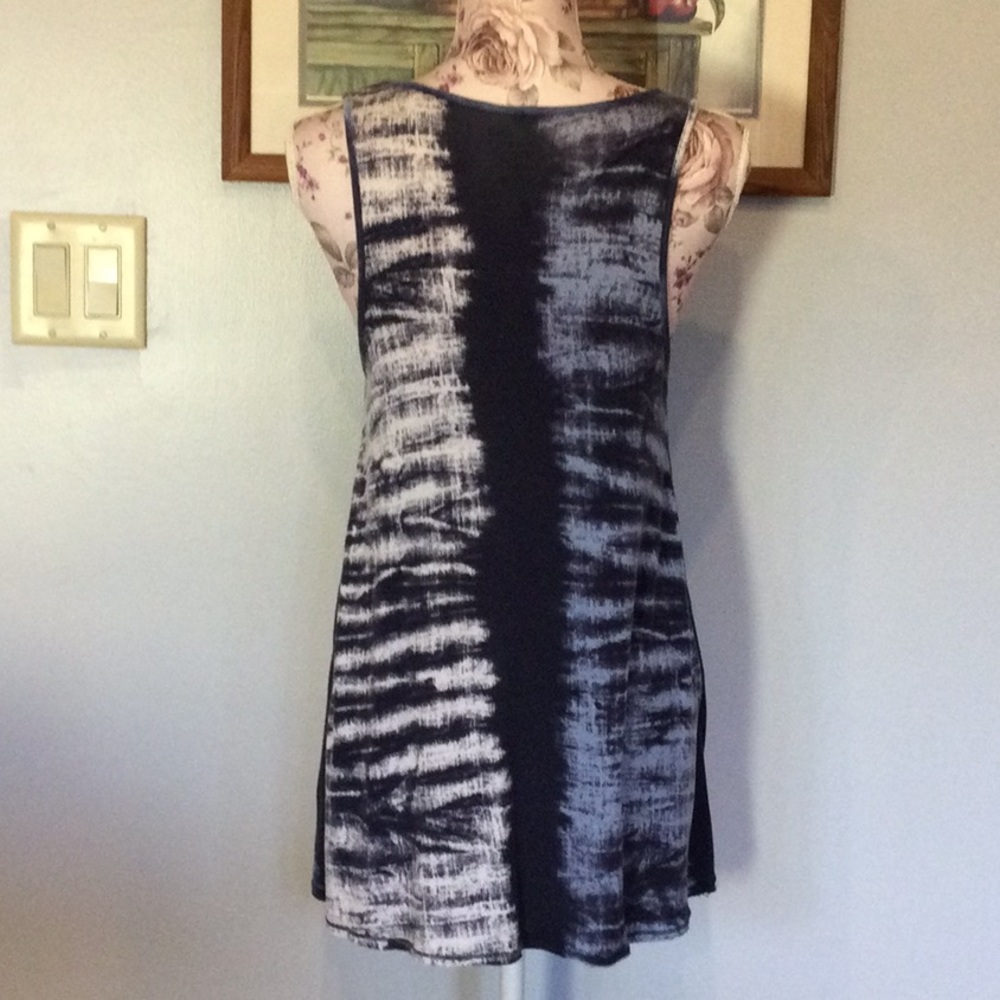 Faded Glory Blue Tank Top - Picture 2 of 5
